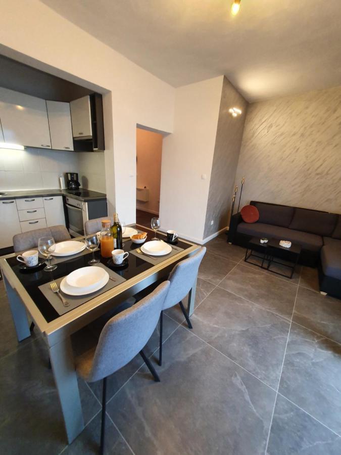 Apartment Zadoda Omiš Kültér fotó